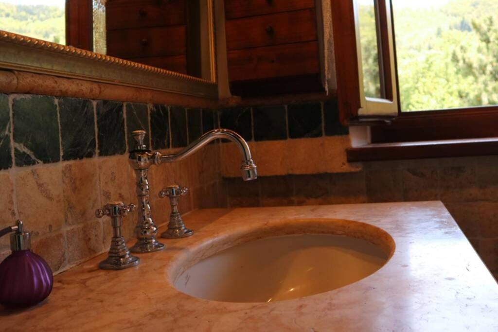 La Sala Vecchia - Lovely Tuscan Holiday House Badia Prataglia, Casentino Valley Chiusi della Verna Buitenkant foto